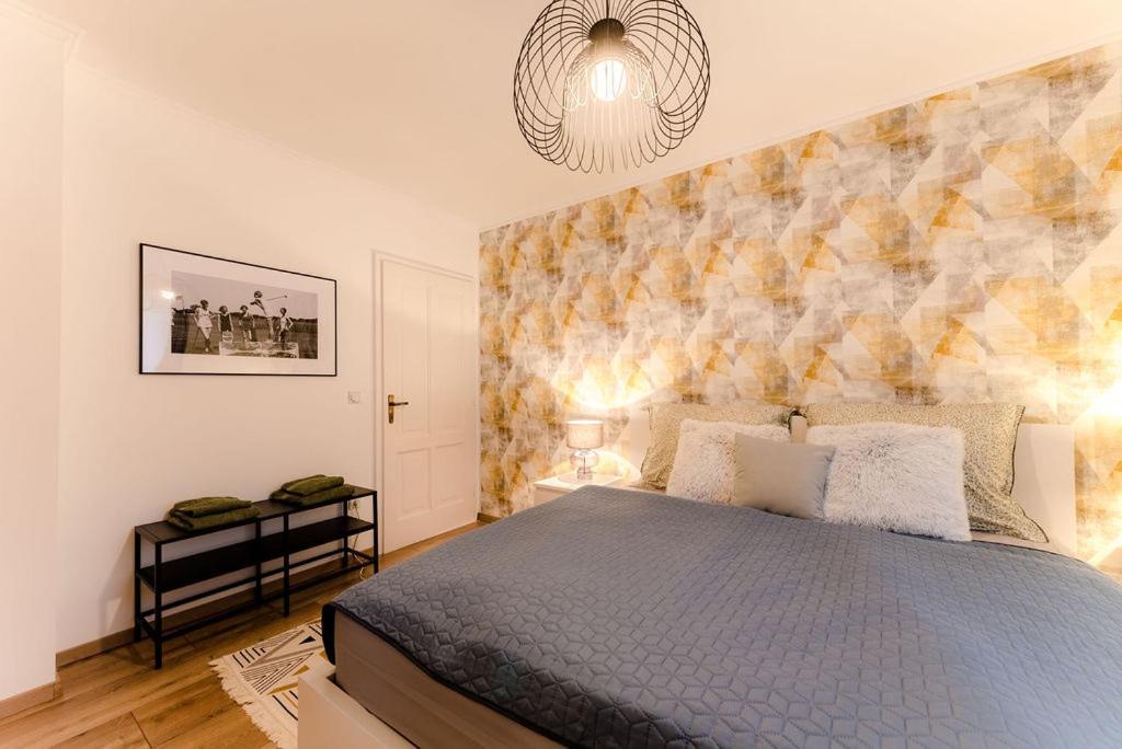 Birdie Apartman Zalacsány Buitenkant foto