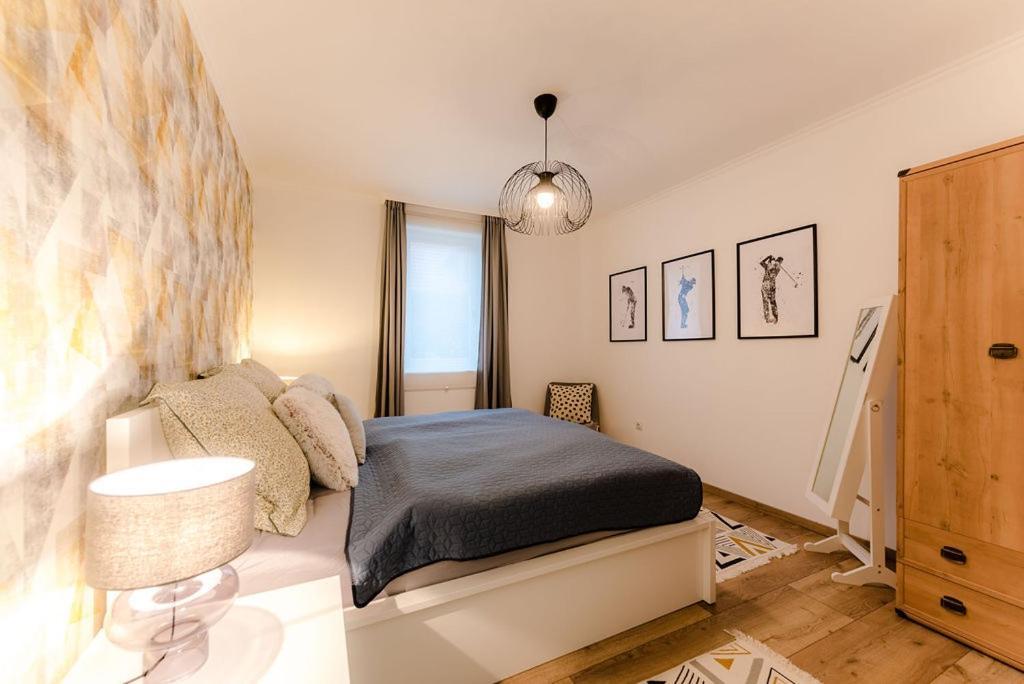 Birdie Apartman Zalacsány Buitenkant foto